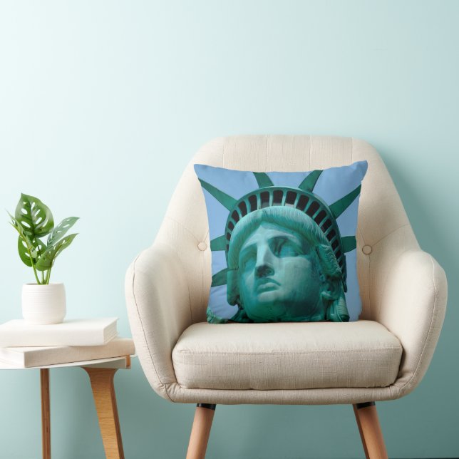 Monuments | Statue of Liberty Face Kudde (Stol)