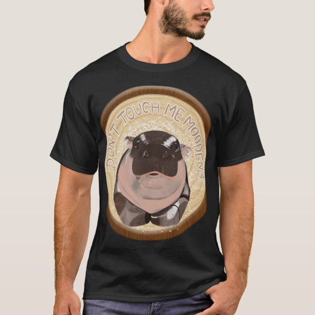 Moo Deng Flodhäst  T Shirt (Framsida)
