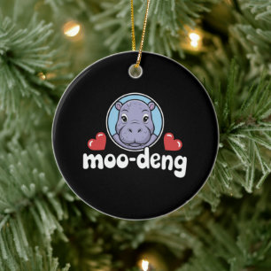 Moo Deng Studsugga i thai-bild Babyflodhäst Julgransprydnad Keramik