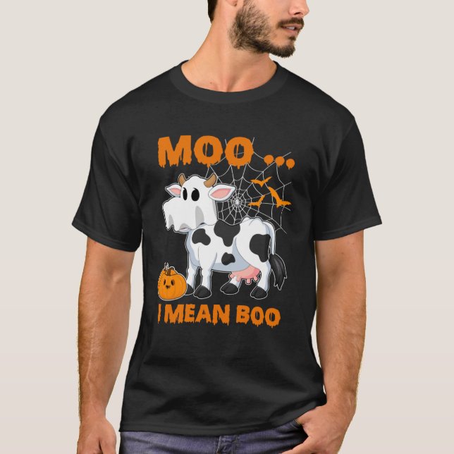 Moo I Mean Boo  Ghost Cow Pumpkin Costume For Hall T Shirt (Framsida)