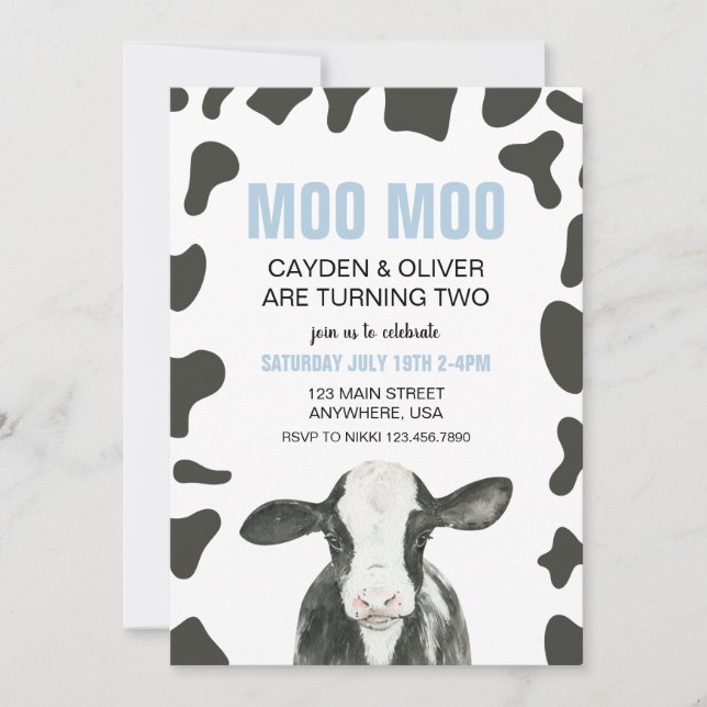 Moo Moo vi fyller TVÅ Randig Födelsedag Inbjudningar (Framsida)