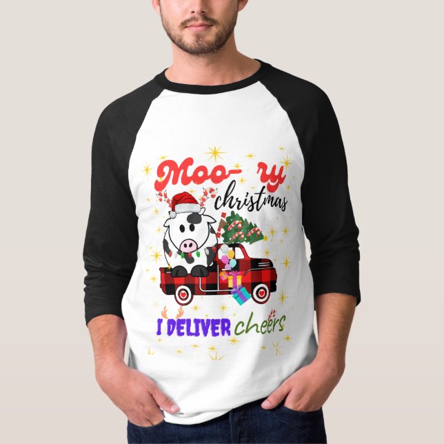 Moo-ry Christmas Cow in Plaid Truck Holiday design T Shirt (Framsida)