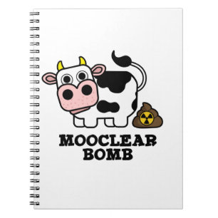 Mooclear Bomb Rolig Ko Pun Anteckningsbok