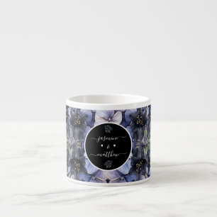 Moodfulla svarta blomstermönster klassiska parnamn espressomugg
