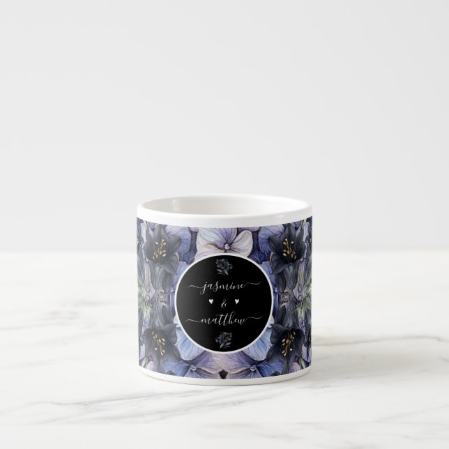 Moodfulla svarta blomstermönster klassiska parnamn espressomugg (Framsidan)