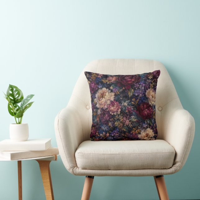 Moodig gotisk impressionistisk blomsterträdgårdshe kudde (Stol)