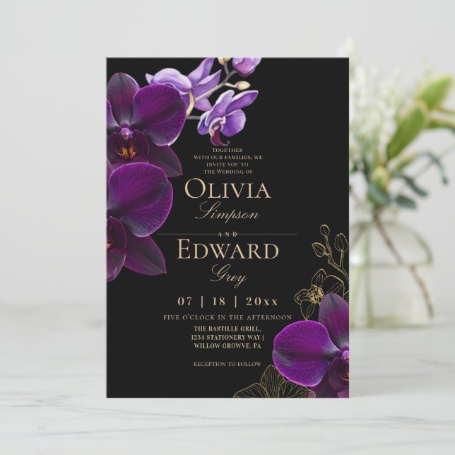 Moodig svart lila tropisk blommande orkidé bröllop inbjudningar (Stående Fram)