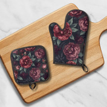 Moodiga blommor akvarell mörkröd mönster