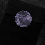 Moody agate | Midnight Indigo Deep Lila Glam Runt Klistermärke<br><div class="desc">90-talets grymge inspirerade mörk, sofistikerad marmorerad agatsten i en djup moody juvelton med faux metallfolie och glitter vener i en rik, dramatisk med abstrakt-vätskeväxlar och glitter vener. Från samlingen "Till Död Do US Part" lägger den här vackra feminina handmålade övertoningen till perfekten pop of färg. Om du vill samordna produkter...</div>