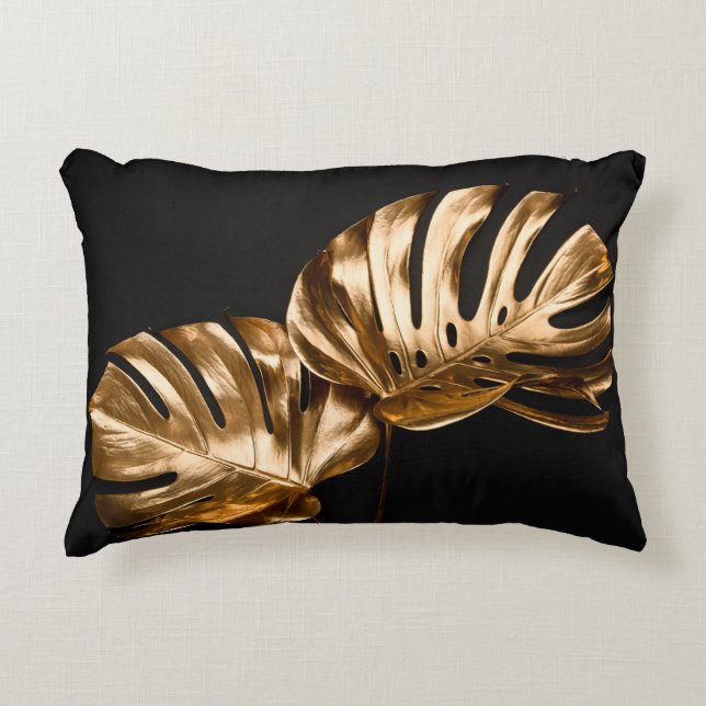 Moody banderoll eller mörk för botanisk blommigt m prydnadskudde (Framsidan)