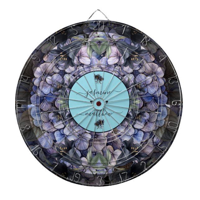 Moody Black Floral Klassiska Par Namn Bröllop Darttavla (Framsidan)