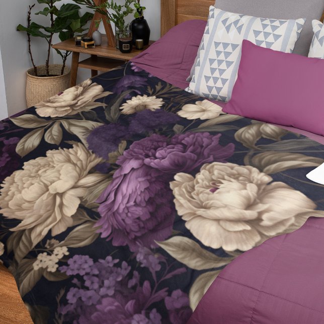 Moody Blommigt Peonies Lila Cream Gothic Fleecefilt (Skapare uppladdad)
