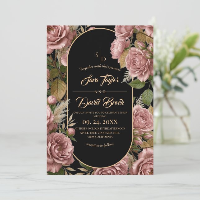 Moody Blush⎮Roses Floral Boho Bröllop Inbjudningar (Stående Fram)