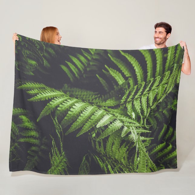 Moody Botanical Dark Green Fern Leaves Cozy Fleecefilt (På plats)