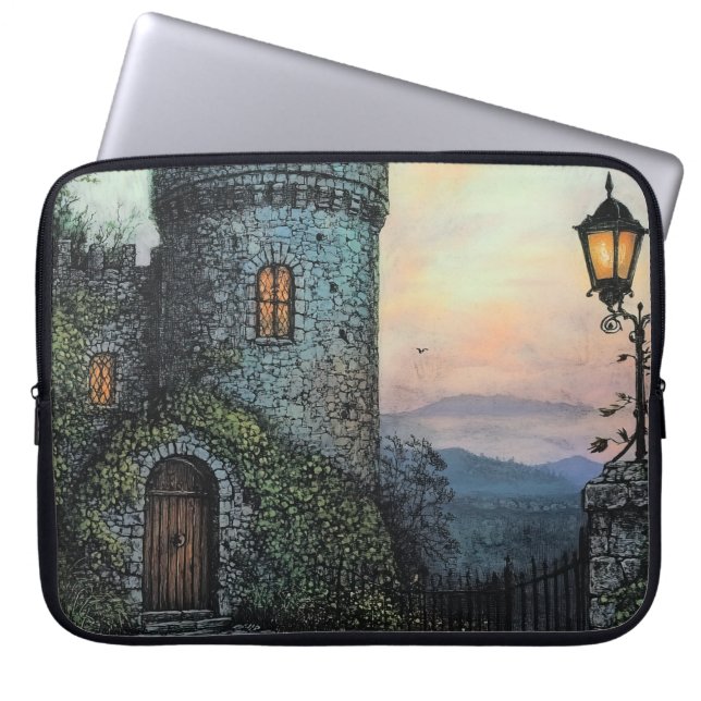 MOODY FOGGY IRISH CASTLE SCENE LAPTOP FODRAL (Framsidan)