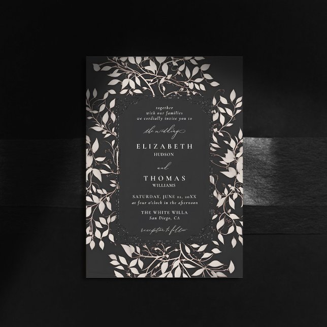Moody Forest Black White Modern Classic Bröllop Inbjudningar (moody forest wedding invitation botanical frame black white elegant modern classic whimsical)