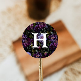 Moody Gothic Lila Blommigt Bröllop Monogram Runt Klistermärke