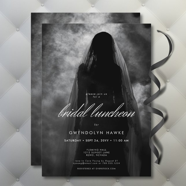 Moody Mörk Ghost Bride in Mist Möhippa Luncheon Inbjudningar (Moody Dark Ghost Bride in Mist Bridal Shower Invitation)