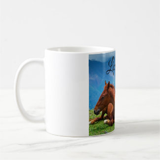 Moody Mountain Hästar: En Finkonst Resa  Kaffemugg