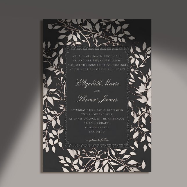 Moody skogsavverkning, traditionell klassisk Bröll Inbjudningar (moody forest wedding invitation botanical frame black white elegant classic traditional parents)