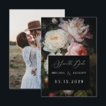 Moody White Peony  Ro Spara Datumet<br><div class="desc">Moody vit peony blommigt bröllop-svit inspirerad av nederländskt stilar.</div>