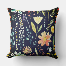 Moody wildflower pattern kudde