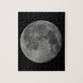 Moon almost full Puzzle Pussel