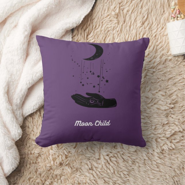 Moon Child Throw Pillow Kudde (Filt)