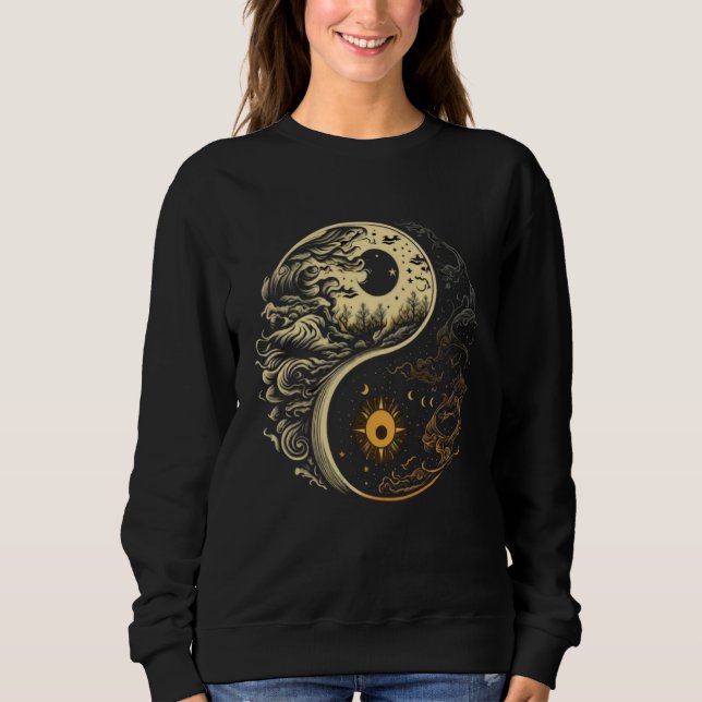 Moon Sun Yin Yang Day and Night T Shirt (Framsida)