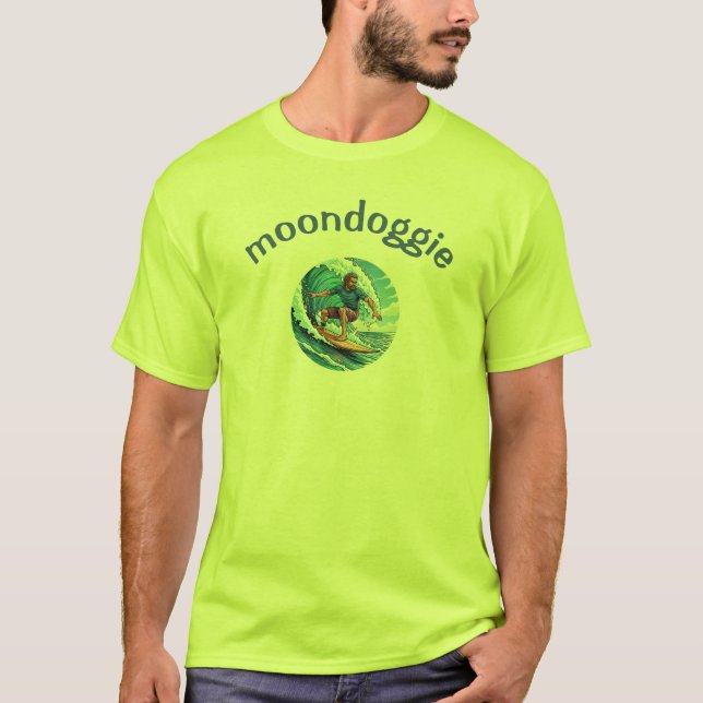 Moondoggie Surfer Graphic T-Shirt (Framsida)