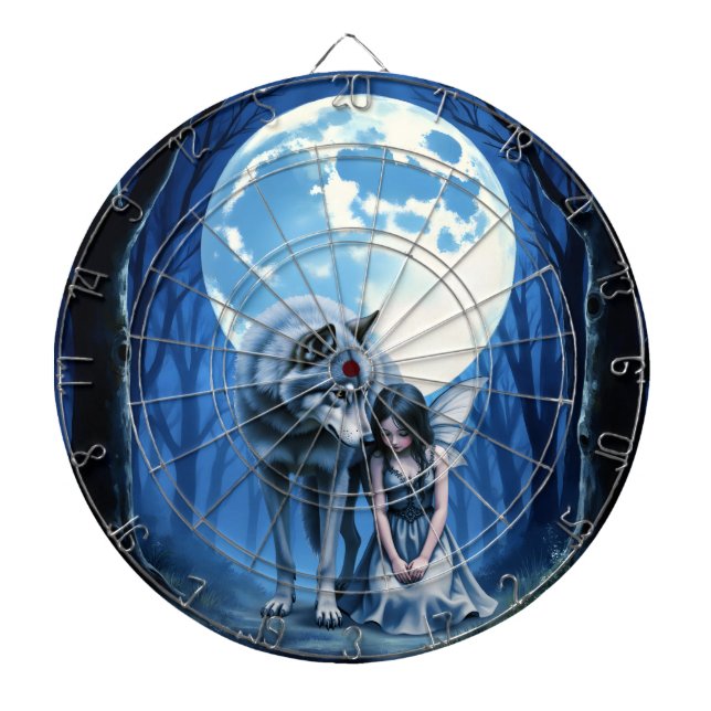 Moonlit Bond – The Wolf and the Gothic Fairy.   Darttavla (Framsidan)