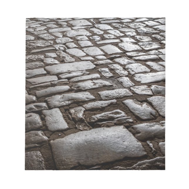 Moonlit Cobblestones Anteckningsblock (Framsida)