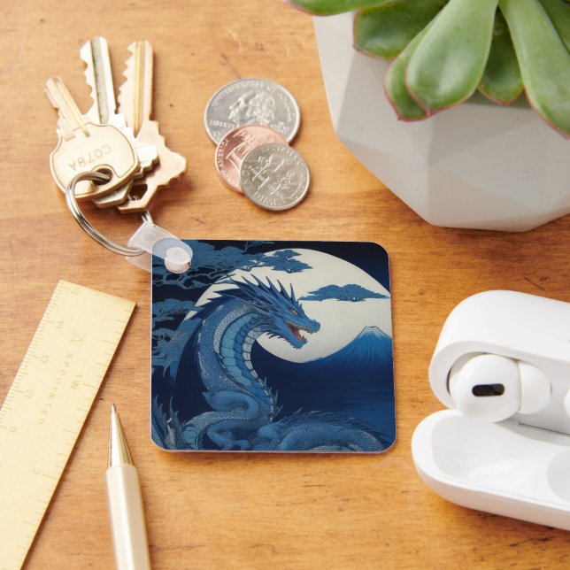 Moonlit Dragon of Fuji Keychain Nyckelring (Skrivbord)