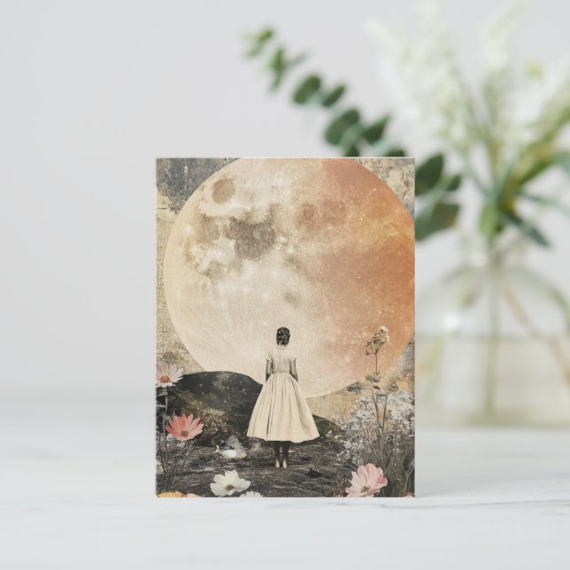 Moonlit Elegance - Bakåtvy för kvinnor med Måne 2 Vykort (Stående Fram)