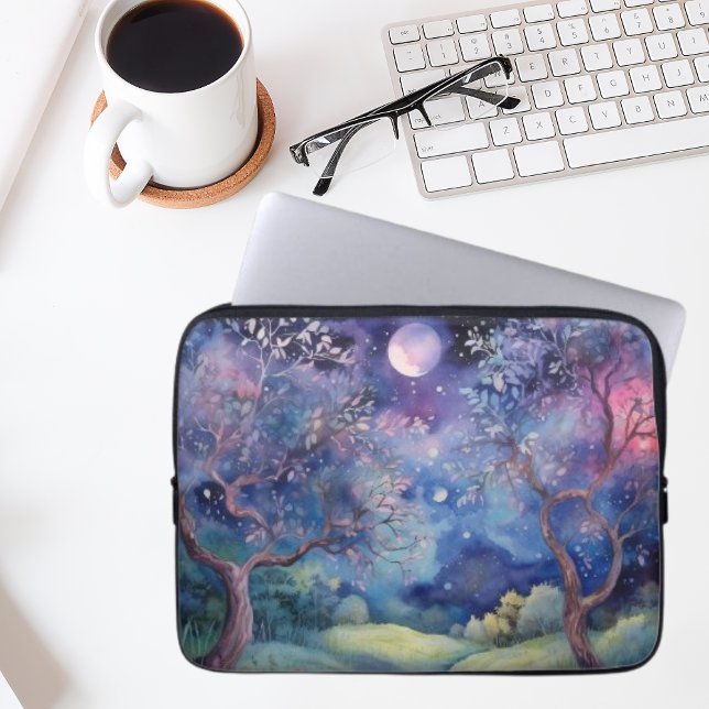 Moonlit Enchanted Forest Nightscape Laptop Fodral (Skapare uppladdad)