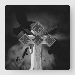Moonlit GraveYard Gothic Kor med Kråkor Fyrkantig Klocka