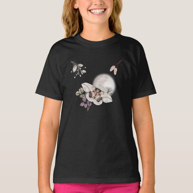 Moonlit Moth Graphic T Shirt (Framsida)