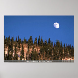 Moonrise Dawson stad, Yukon territorium Poster