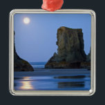 Moonset, Bandon Beach, Oregon. Julgransprydnad Metall<br><div class="desc">COPYRIGHT Joe Restuccia III / DanitaDelimont.com| US38 JRE0015.jpg| Moonset,  Bandon Beach,  Oregon.</div>