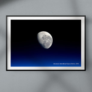 Moonset, Internationell Space Station, 2016 Poster