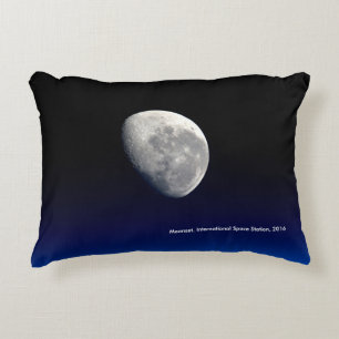 Moonset, Internationell Space Station, 2016 Prydnadskudde