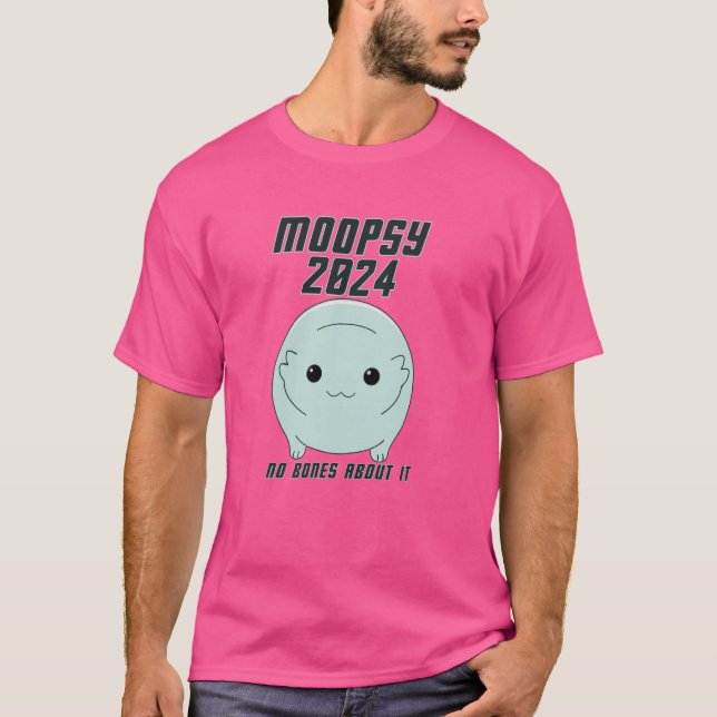 Moopsy 2024 (Mörk text) T Shirt (Framsida)