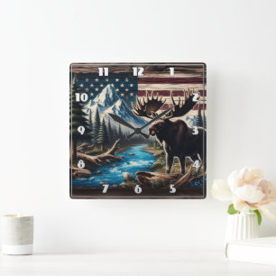 Moose by Sjö with Mountain and Flagga Background Fyrkantig Klocka