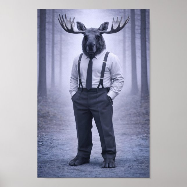Moose in Classic Suspenders – Silent Forest Portra Poster (Framsidan)