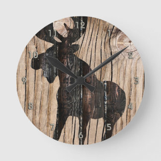 Moose på Wood Clock Natural Rund Klocka