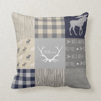 Moose Patchwork Pillow - Navy, Tan Grått Kudde