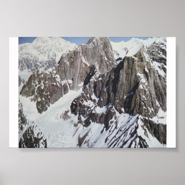 Moose Tooth - by Logan Guinn Poster (Framsidan)