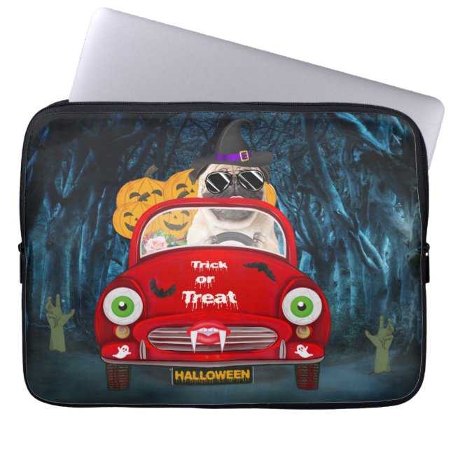 Mops Hund Kör Bil Skräck Halloween Laptop Fodral (Framsidan)