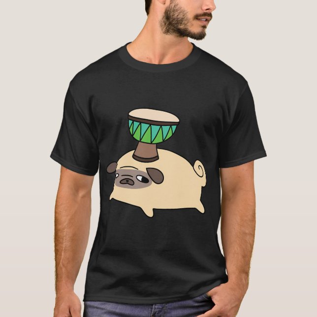Mops och Lilla Djembe T Shirt (Framsida)