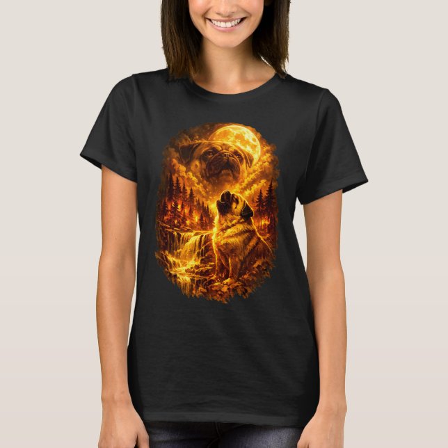 Mops som ylar mot månen dramatisk fullmåne  t shirt (Framsida)
